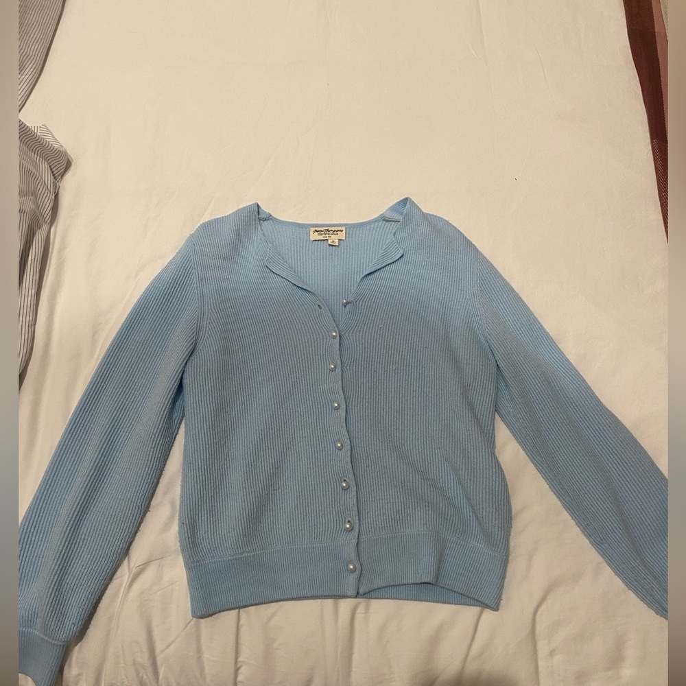 Vintage light blue cardigan with pearl buttons